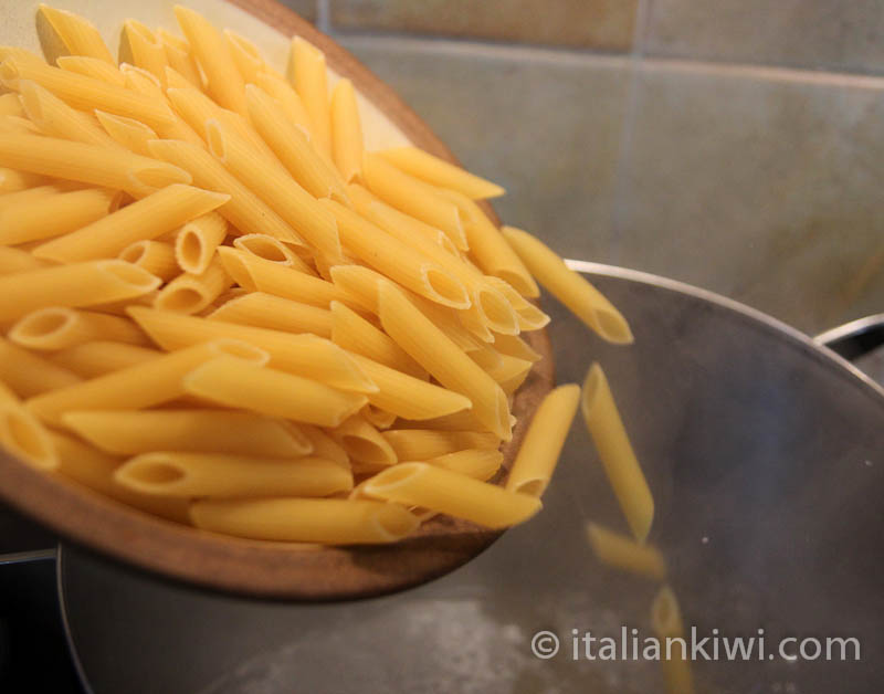 Boil the penne – Italian Kiwi